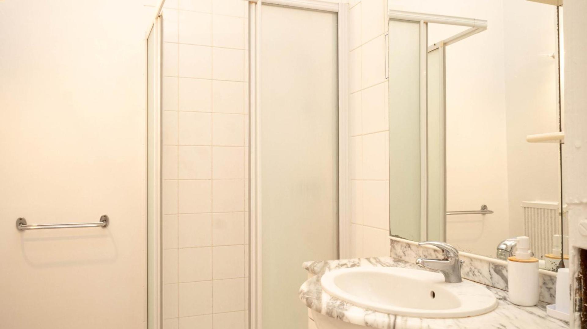 Le Puit De Lumiere - Comfortable T3 In Poitiers! Apartment Luaran gambar